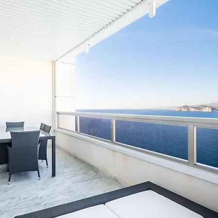 Gemelos 28-16d Deluxe Levante * Benidorm