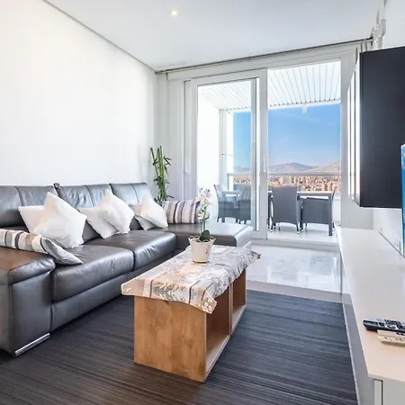 Gemelos 28-16d Deluxe Levante Appartement